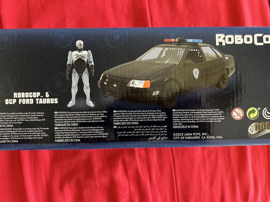 Robocop - Veículo Ford Tarus 1:24