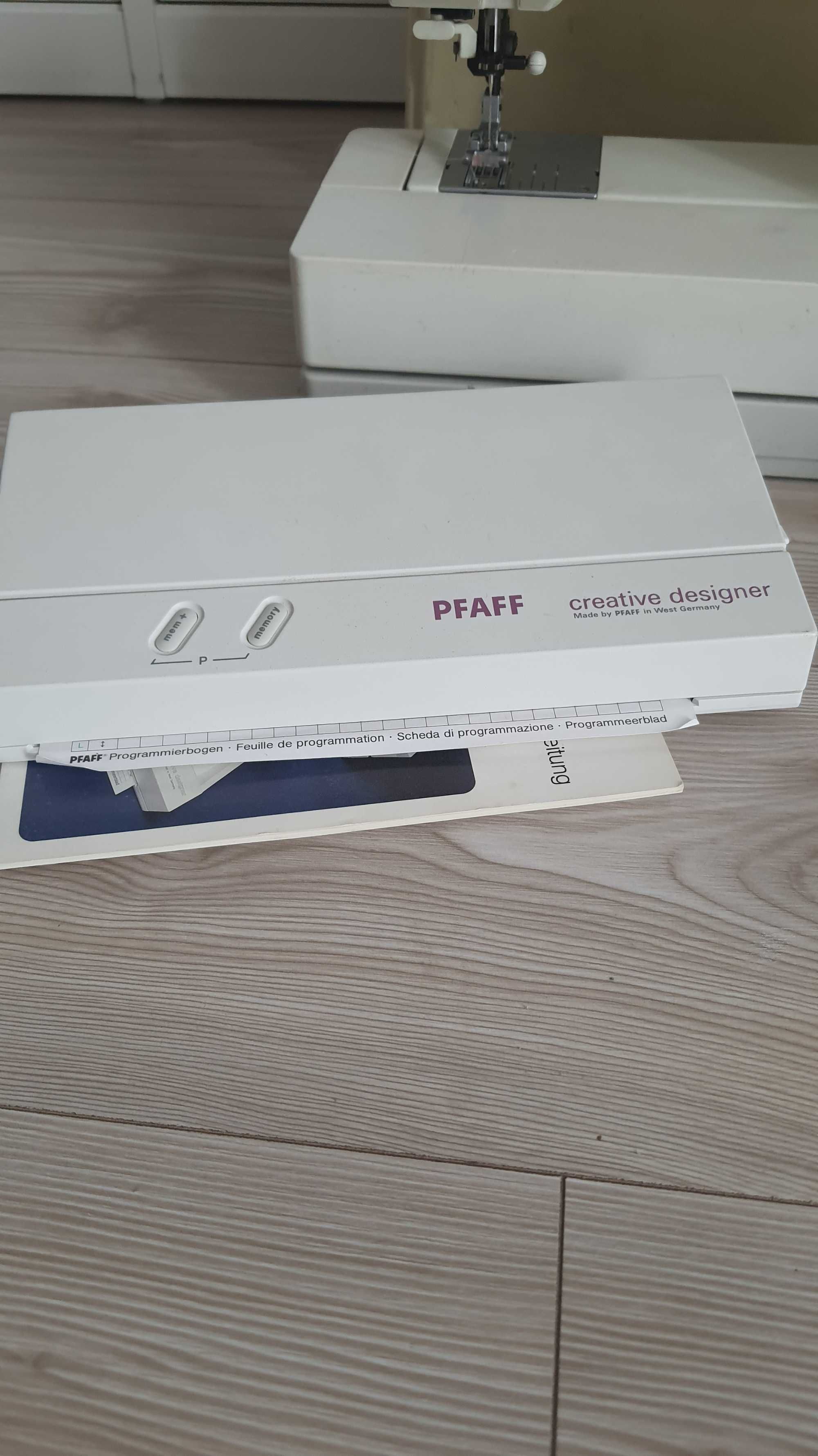 Maszyna PFAFF Creative 1473CD