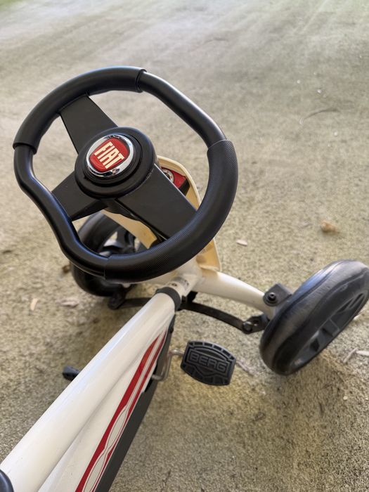 Carro a pedais Berg Fiat 500