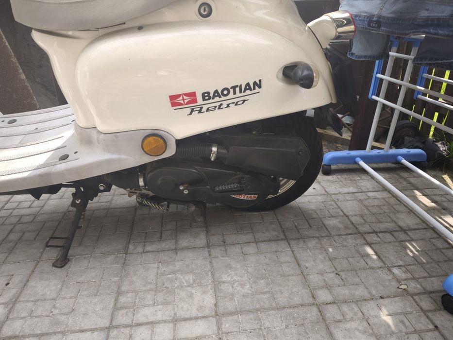 Skuter retro Baotian