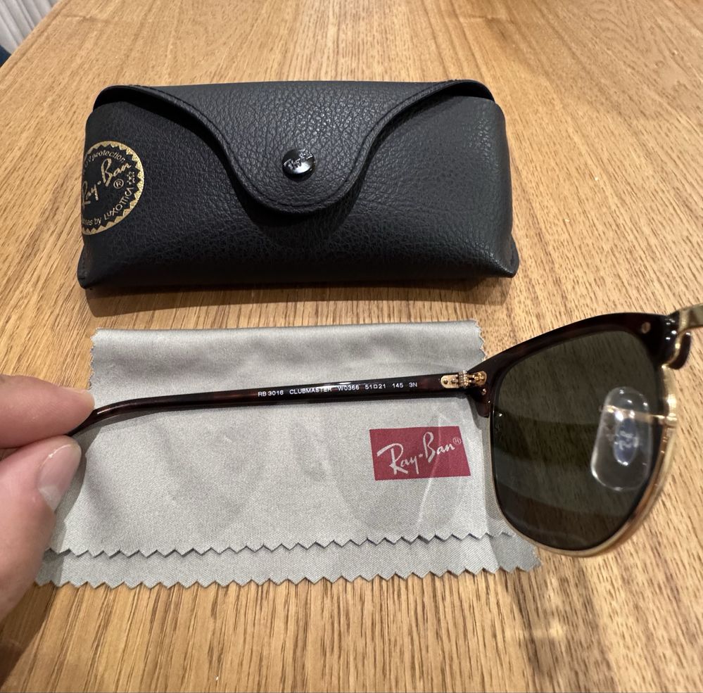Ray-Ban Clubmaster RB3016 W0366 – Originais e em excelente estado