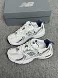 "Buty damskie Sportowe" New Balance MR530SG Biały r.36