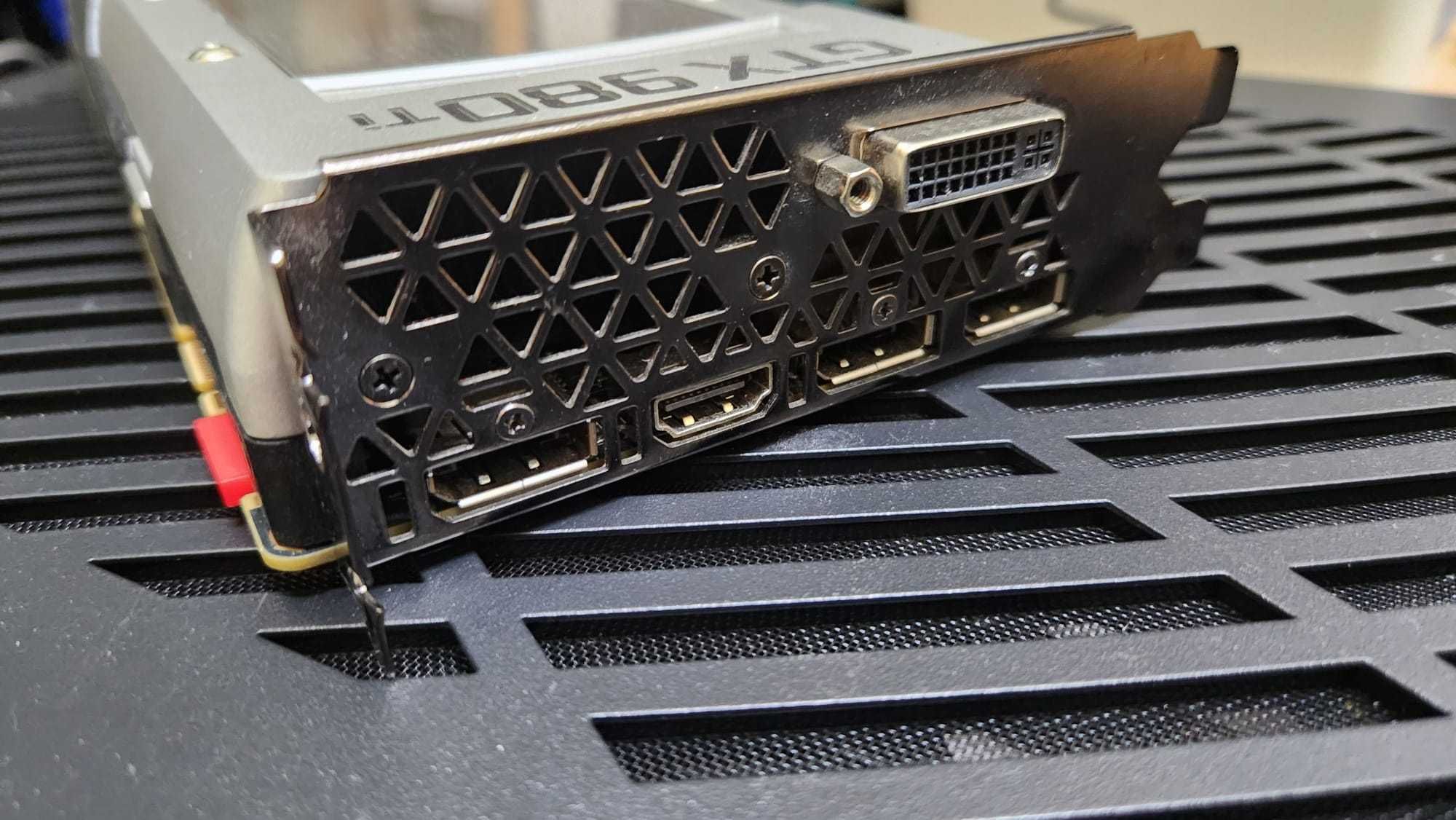 Placa Gráfica Gaming GTX 980ti de 6Gb "Founders Edition" Colecionador