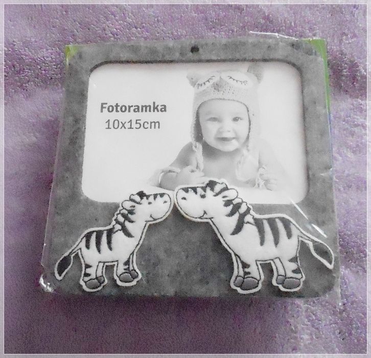 Ramka filcowa do zdjęć NOWA 10x15 cm.