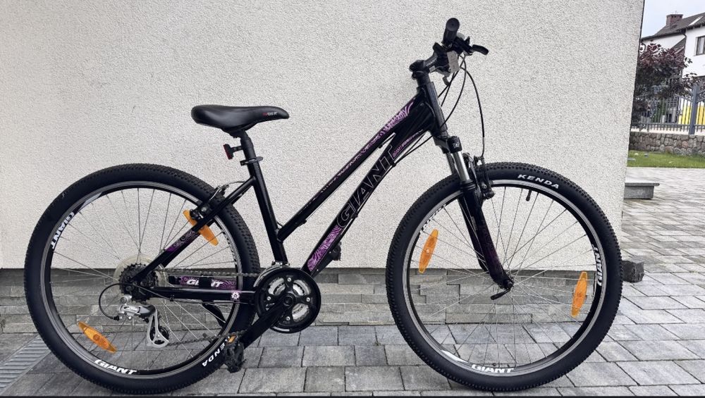 Super stan! Giant Revel koła 26” rama 16”