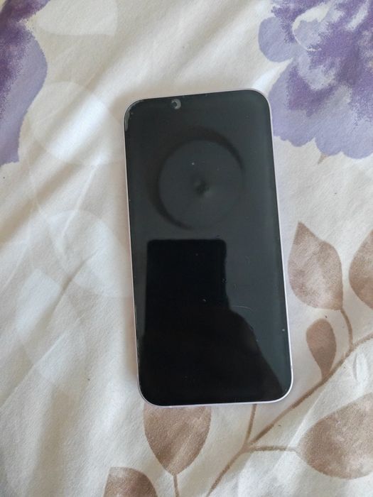 IPhone 14 lilás Claro