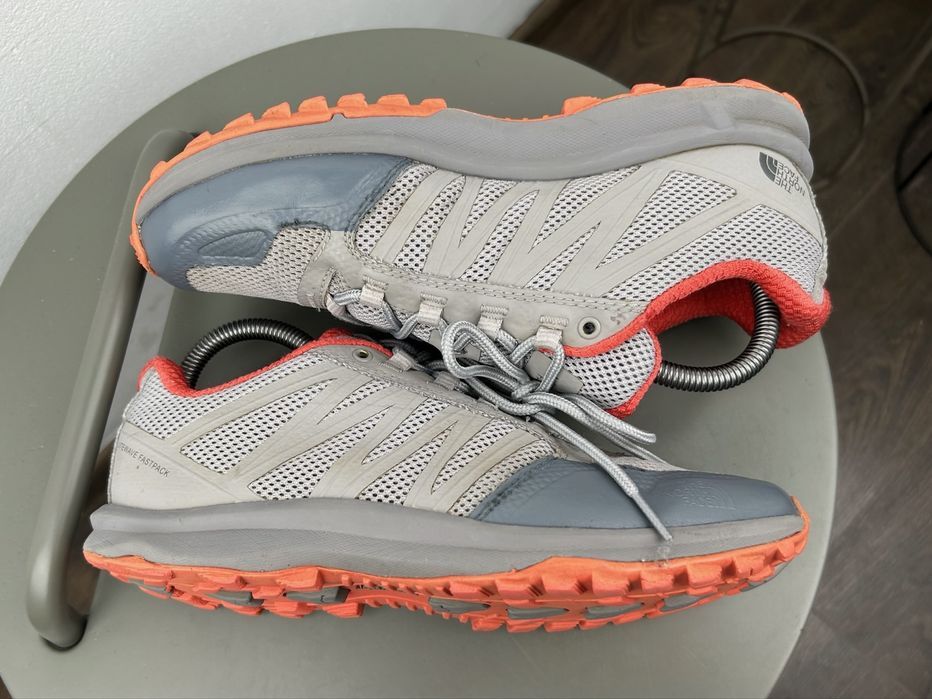 Оригінал! Кросівки The North Face 39 розмір MM335