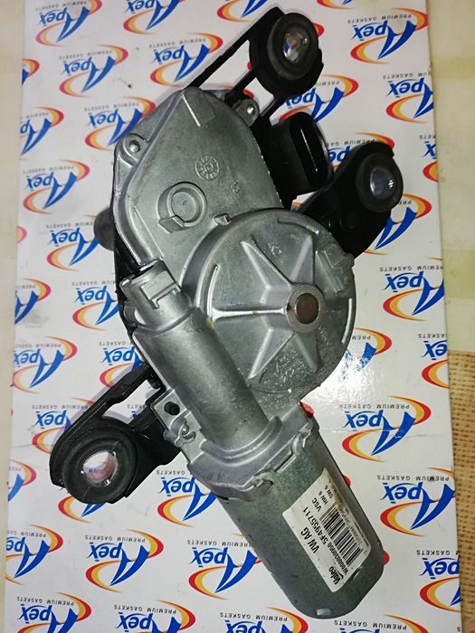 Skoda Fabia3 silniczek tylnej wycieraczki oryginał model od 2015r OEM