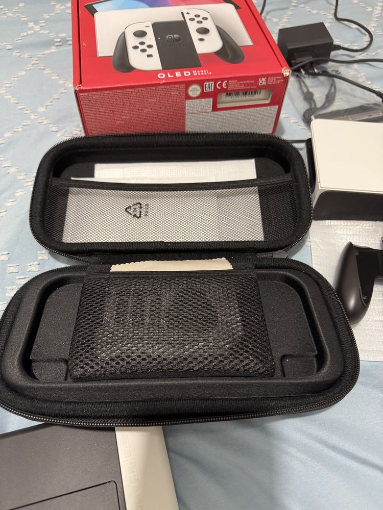 Vendo Nitendo Switch OLed - Como Nova