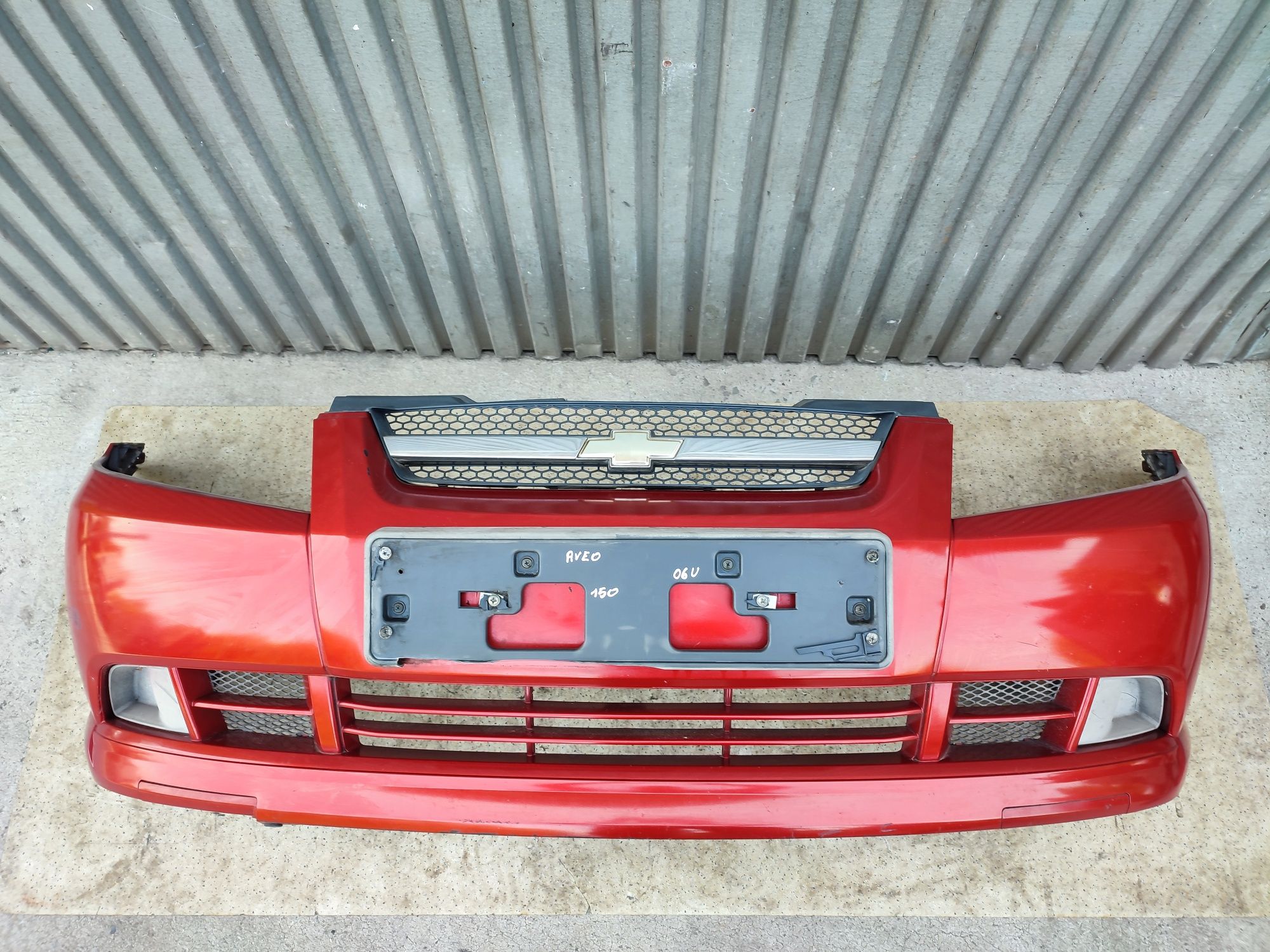 Chevrolet Aveo T200  03-07r zderzak przód przedni 06U