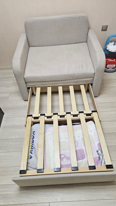 Продам диван ліжко