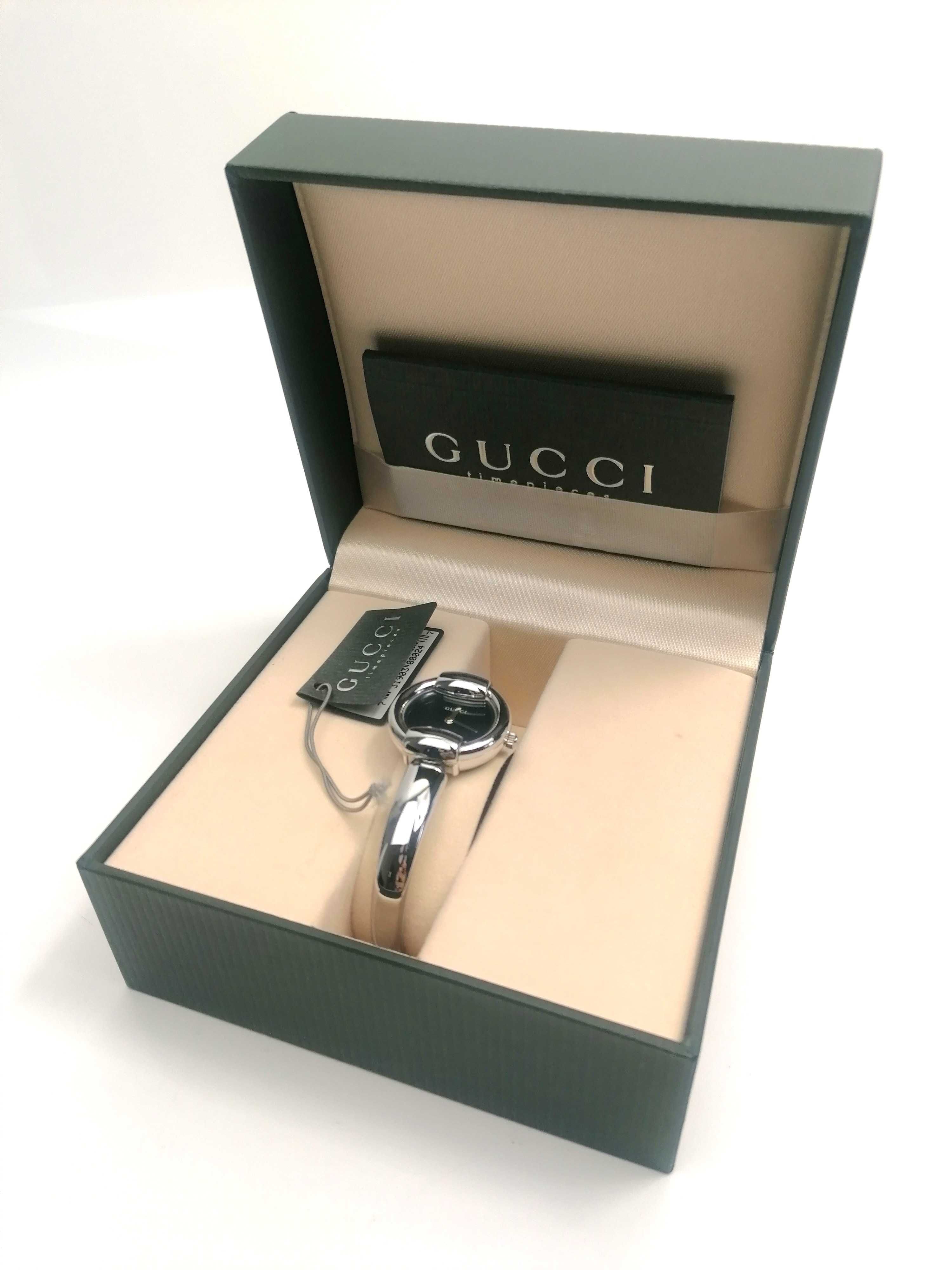 Zegarek Gucci 1400L z pudełkiem