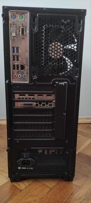 Komputer Gamingowy PC i5-7500 GTX 1060 6 gb SSD 500 GB DDR 4 - 8 GB
