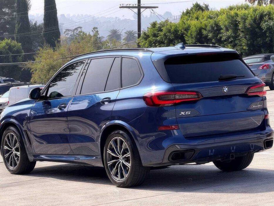 BMW X5 xDrive45e      2021