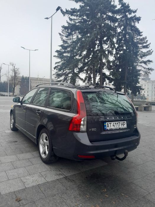 Volvo v50 в идеальном состоянии