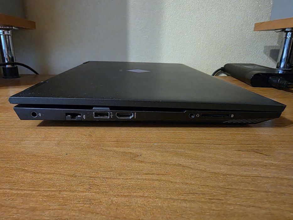 Очень мощный игровой ноутбук HP omen RTX 3060 16/512gb r5 5600H 144Hz