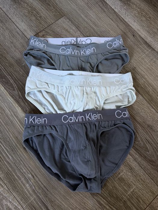 Slipy męskie calvin klein M 3 sztuki używane