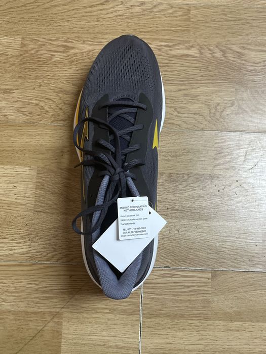 Buty Mizuno Wave Serene 2