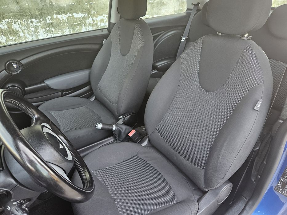 Mini Cooper (impecável)