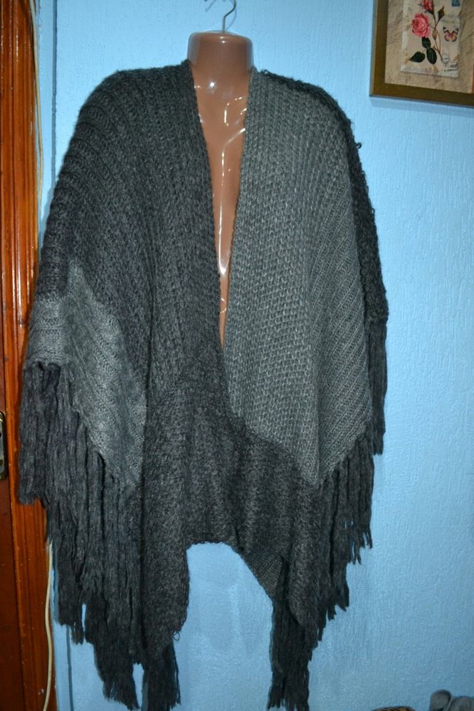 Пончо,тепла накидка ,кардиган,від 56-60+розміру (one size)