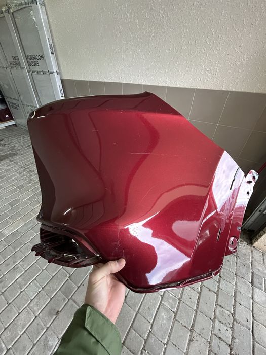 Права верхня частина заднього бампера Cherokее Trailhawk 2019