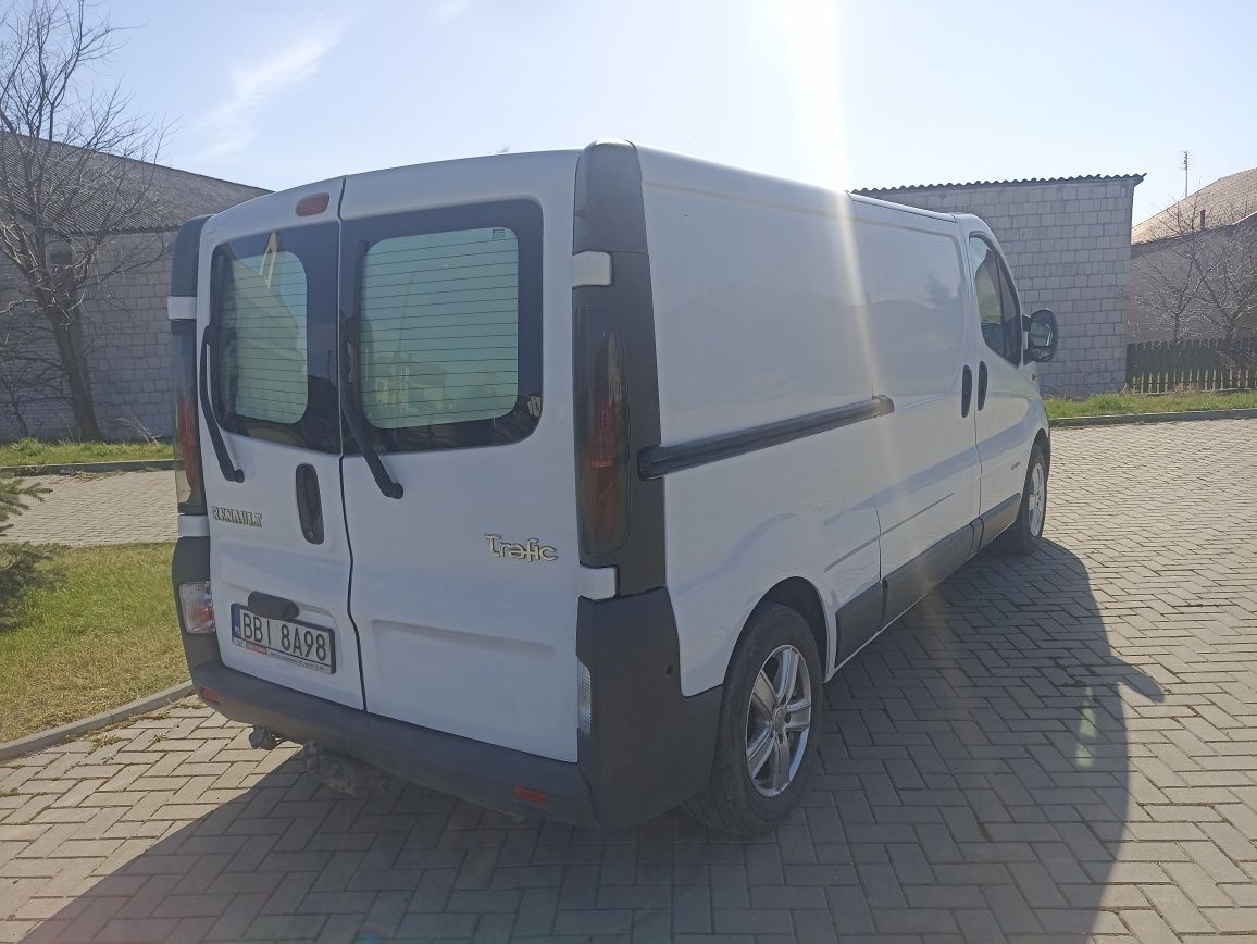 Renault Trafic 1.9 dCi 100