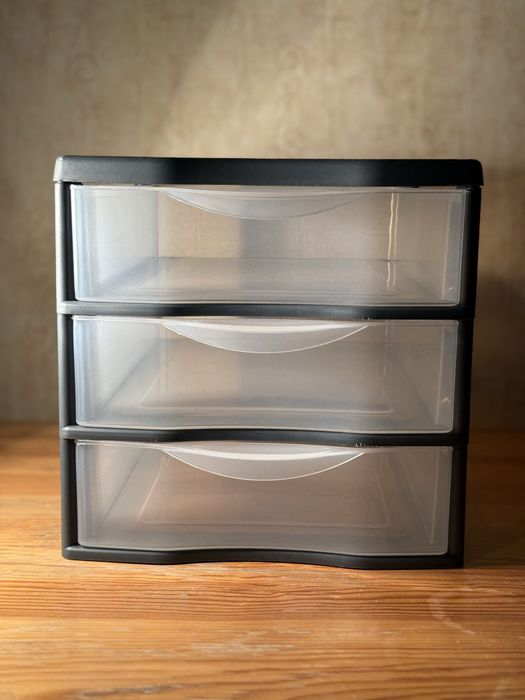 Plastikowy organizer z 3 szufladkami 36x26x25,5 cm