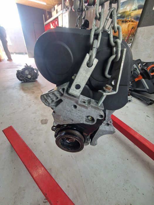 Silnik 2.0 TDI BKD Goły Słupek