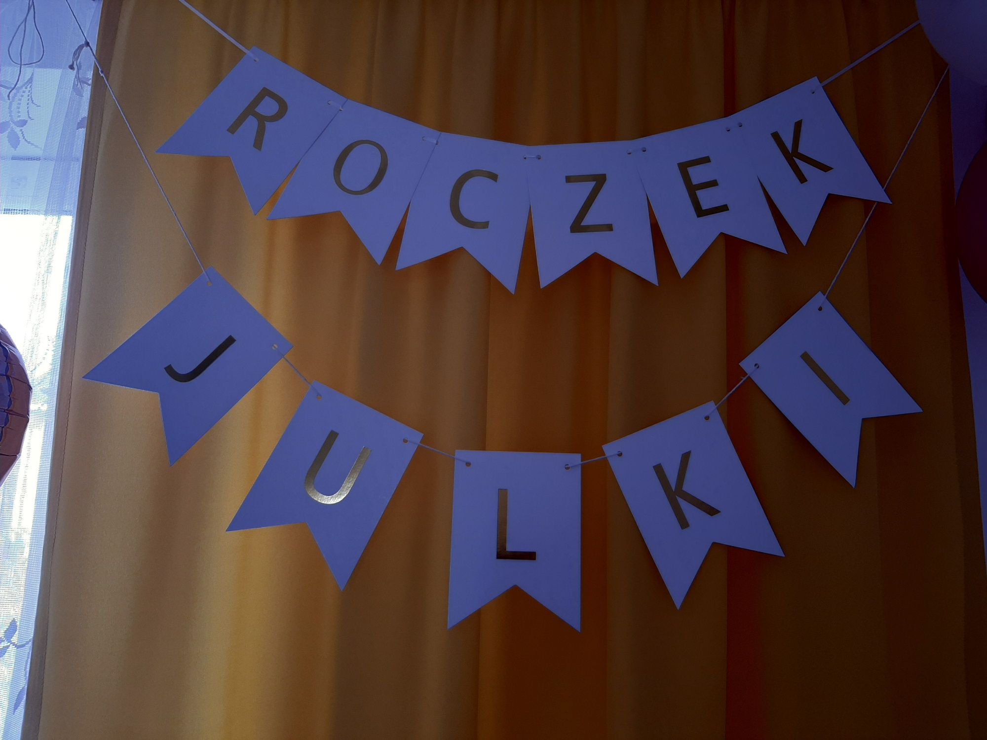 Napis "Roczek Julki "  + gratis