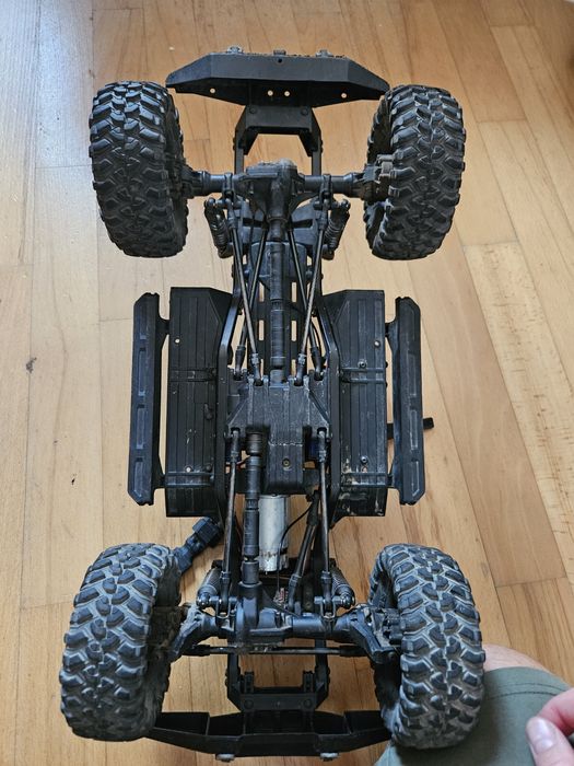 Samochodzik zdalnie sterowany Traxxas Trx-4 Defender