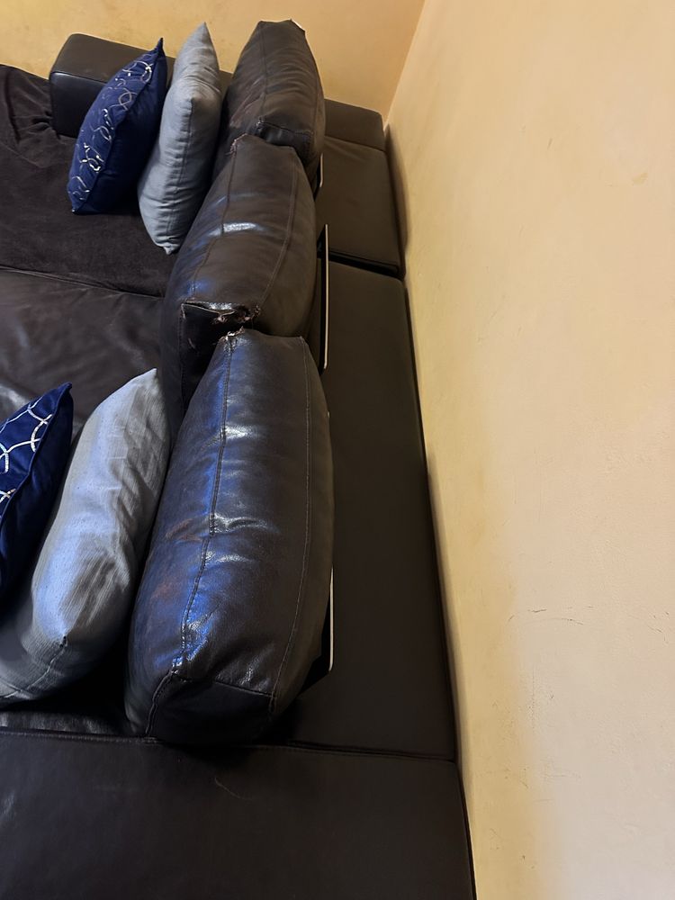 Sofa couro com chaise long