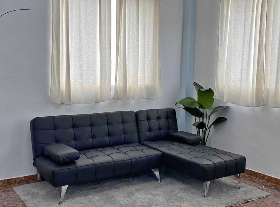 Novos Sofás-Cama, chaiselongue em pele sintéticas