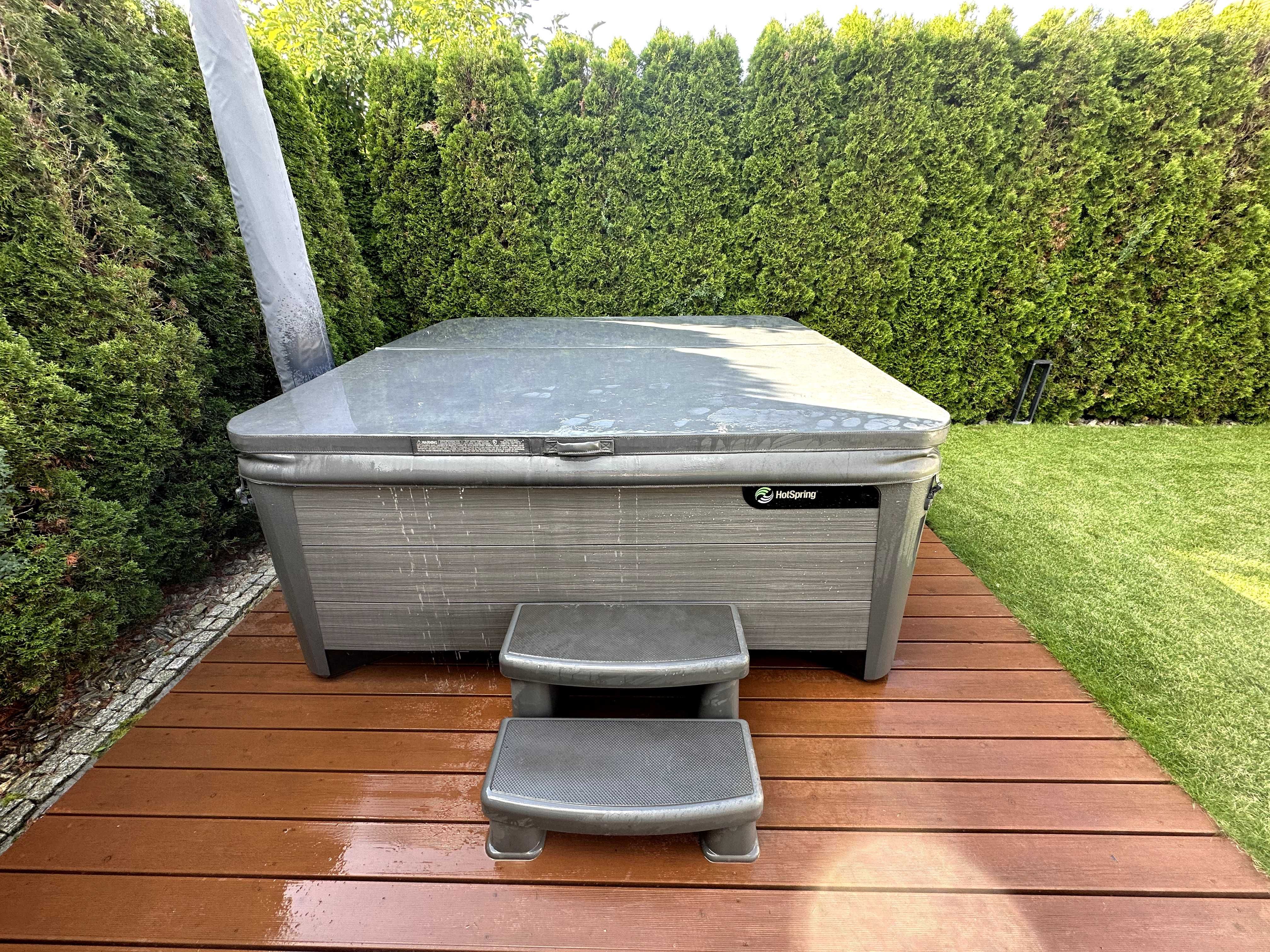 Jacuzzi ENVOY 5 osobowe plus system solny Hot Spring