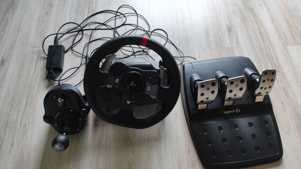 Kierownica Logitech g920