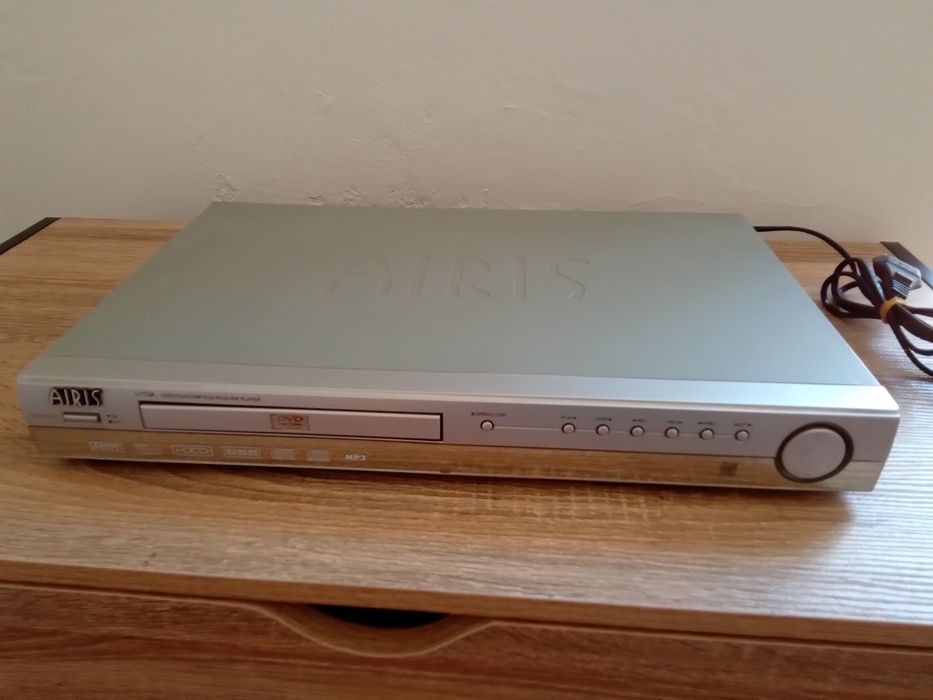 Home cinema+leitor de DVD Airis