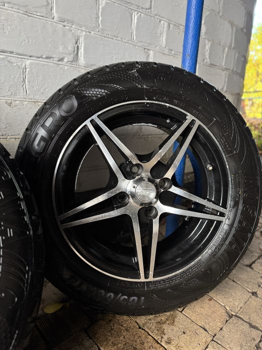 Продам диски с шинами r14