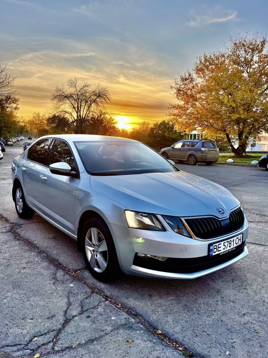 Офіційне Авто a7 2018