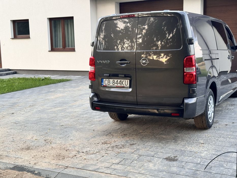 Opel Vivaro 2.0 CDTI XL-MAXI! Long !! Klima! Ciężarowy 6-osób!!