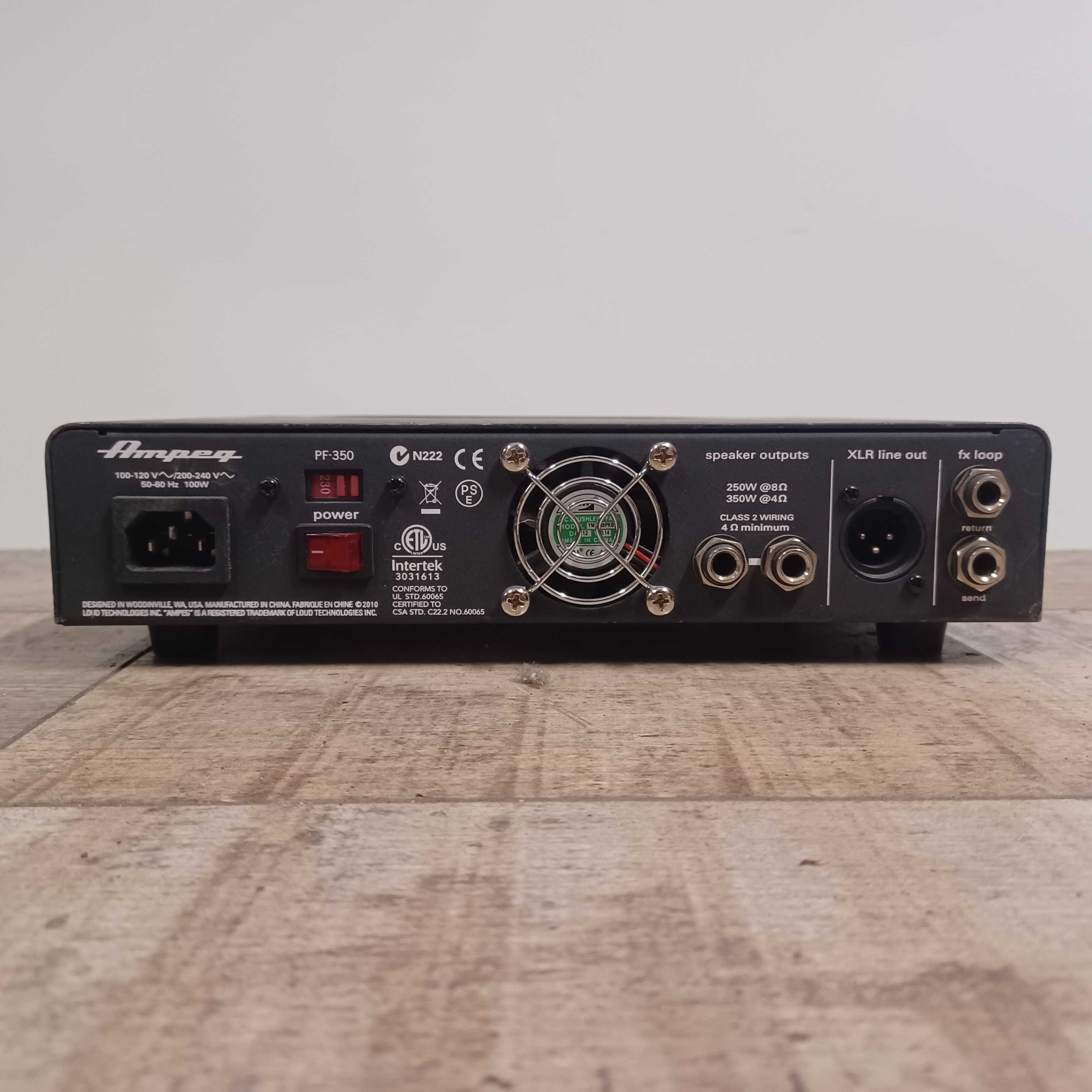 Ampeg Portaflex PF-350 lekki head basowy