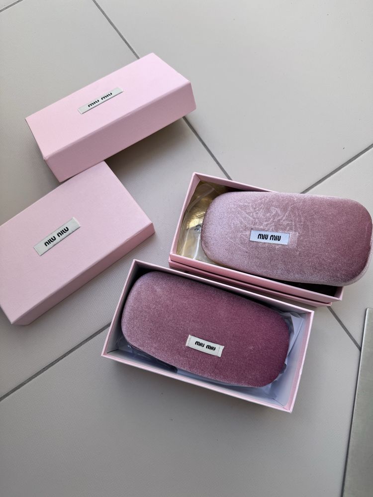 Коробки Miu Miu від окулярів