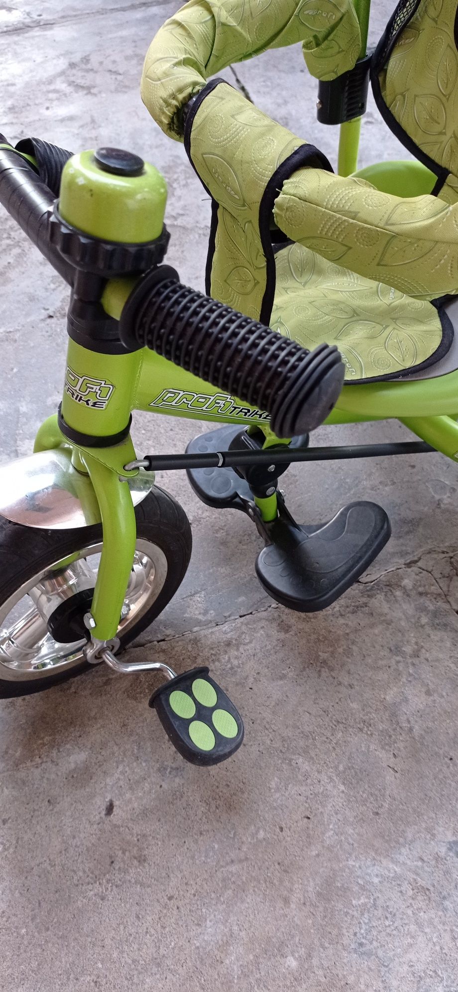 Дитячий велосипед у м. Хусті