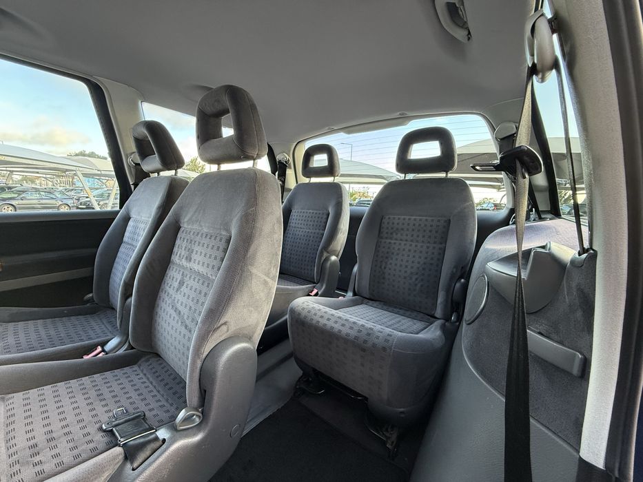 Volkswagen Sharan 1.9 TDI 130cv 7 Lugares Nacional 2003