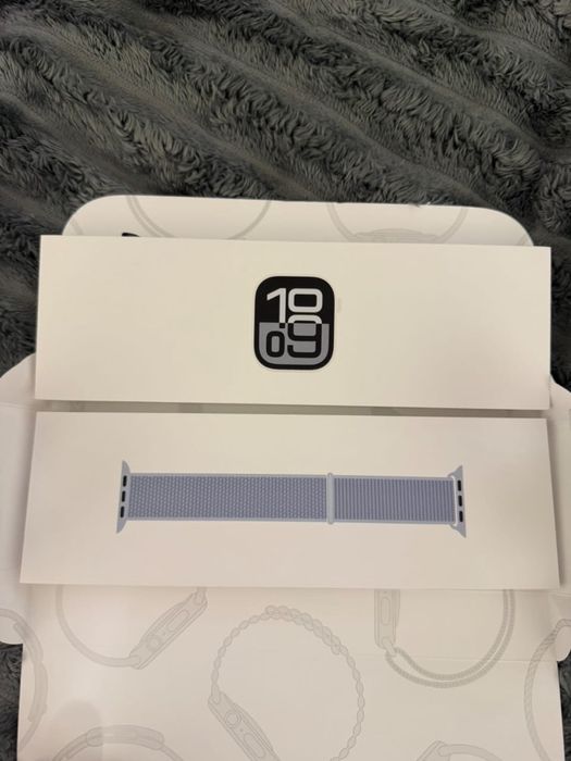 mwx53qf/a apple watch series 10 42mm silver at blue cioua s/l cel