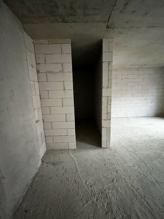 Здана 2х кімнатна квартира, Паркова Алея