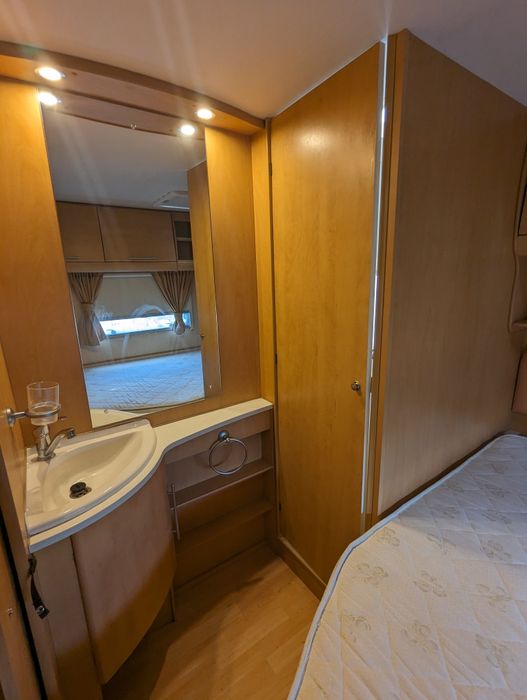 Caravana,de luxo ,quarto separado,levo ao local