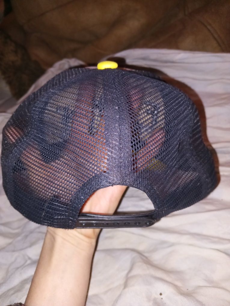 Продам кепку Fucking problems