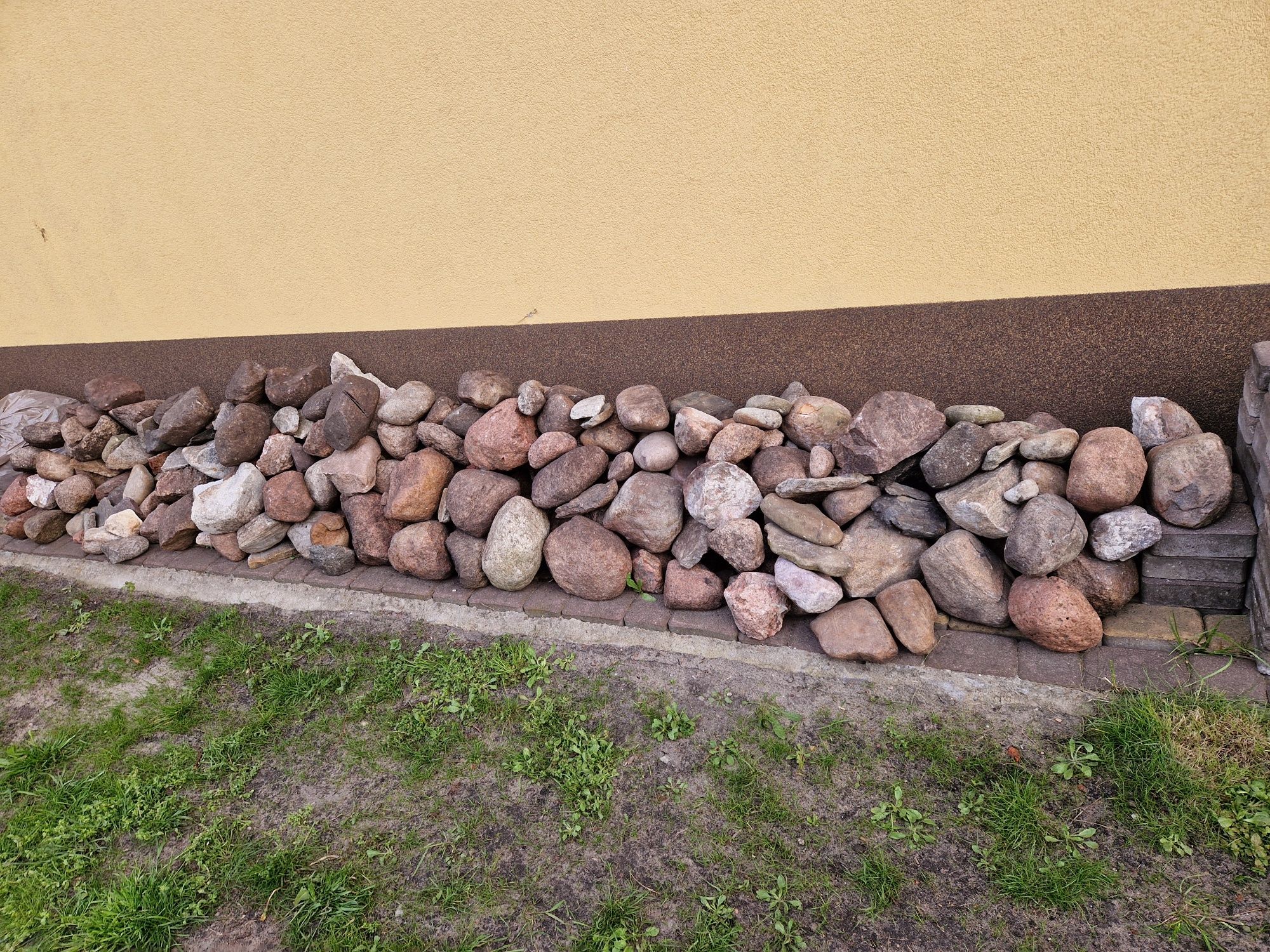 Sprzedam kamienie otoczaki – idealne do ogrodu