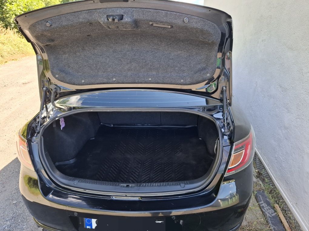 Mazda 6 GH 2.0 benzyna 147 KM, sedan, 2008 r., manual 6-biegowa