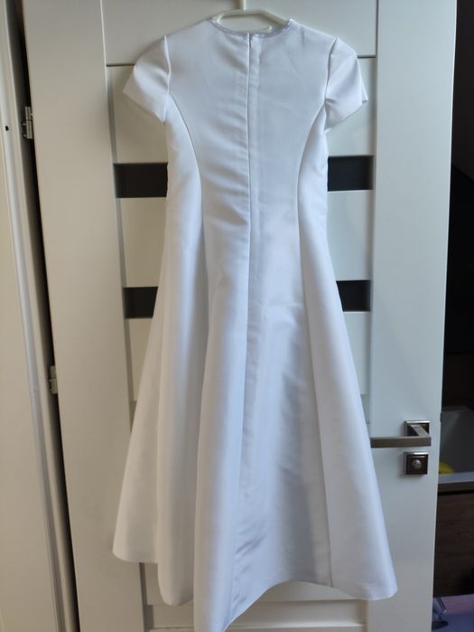 Alba komunijna dla dziewczynki, sukienka do komunii