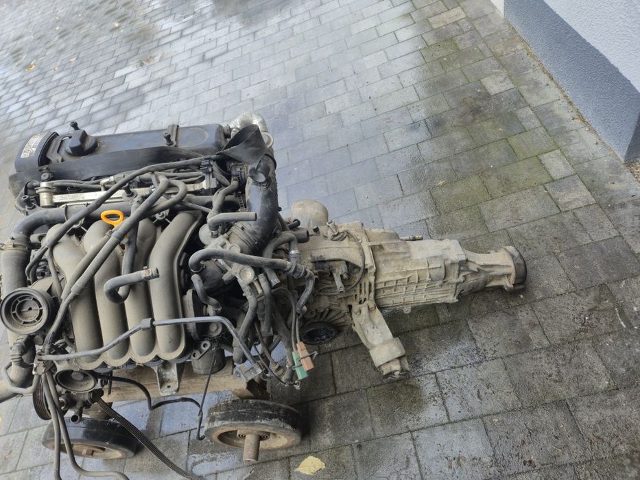Silnik cały kompletny passat B5 Fl 2.0 AZM